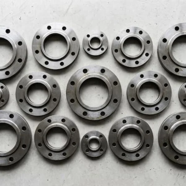 Flange slip on flat face