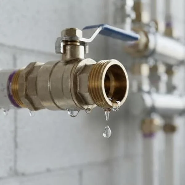 Khóa nước van khóa bị nhỏ giọt