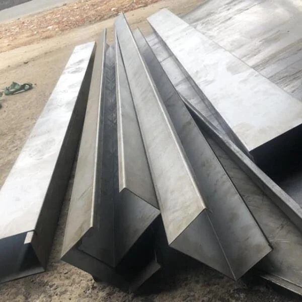 Máng nước inox