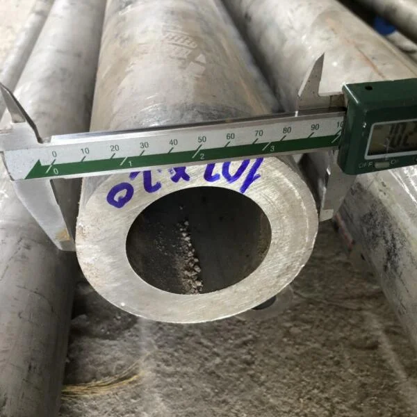 Ống inox 304 phi 140