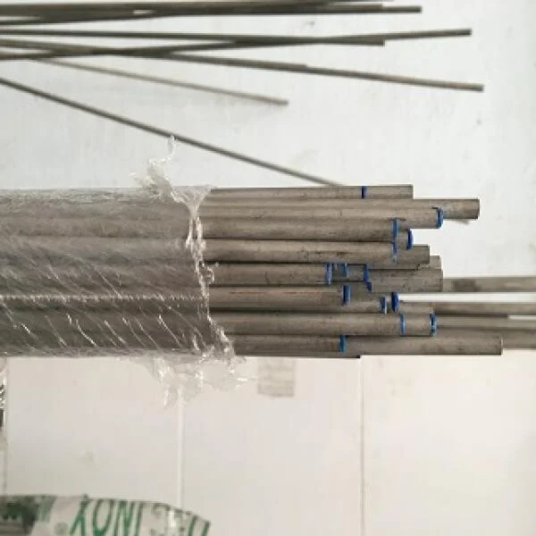 Ống inox lỗ 8mm