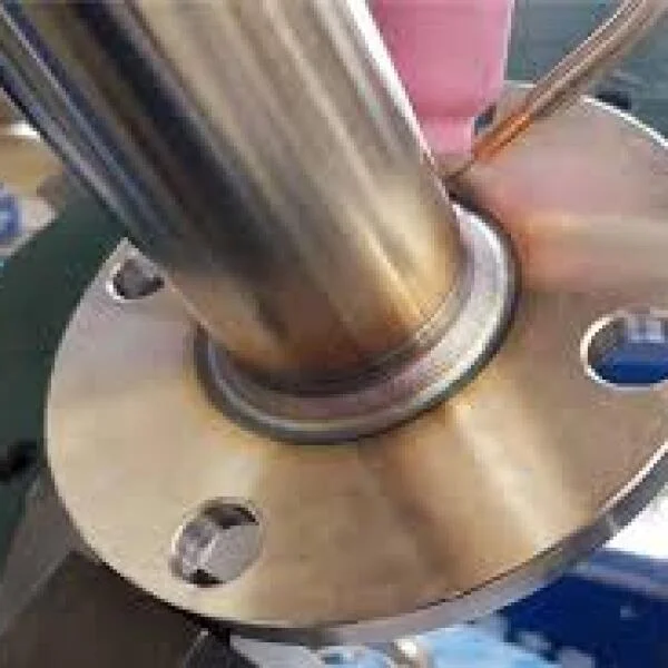 Welding pipe to flange
