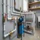 Giá van nước bằng đồng là gì?